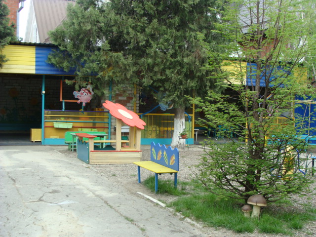 фото детской площадки с песочницей
